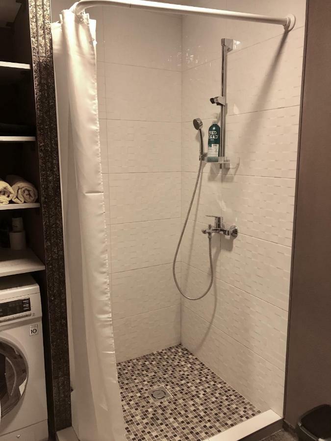 Bright Apartment Near Akropolis VNO Buitenkant foto