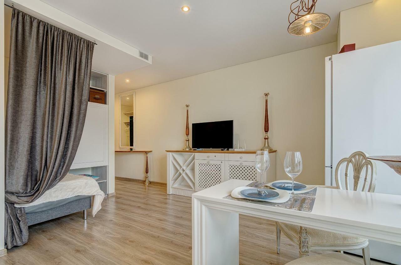 Bright Apartment Near Akropolis VNO Buitenkant foto